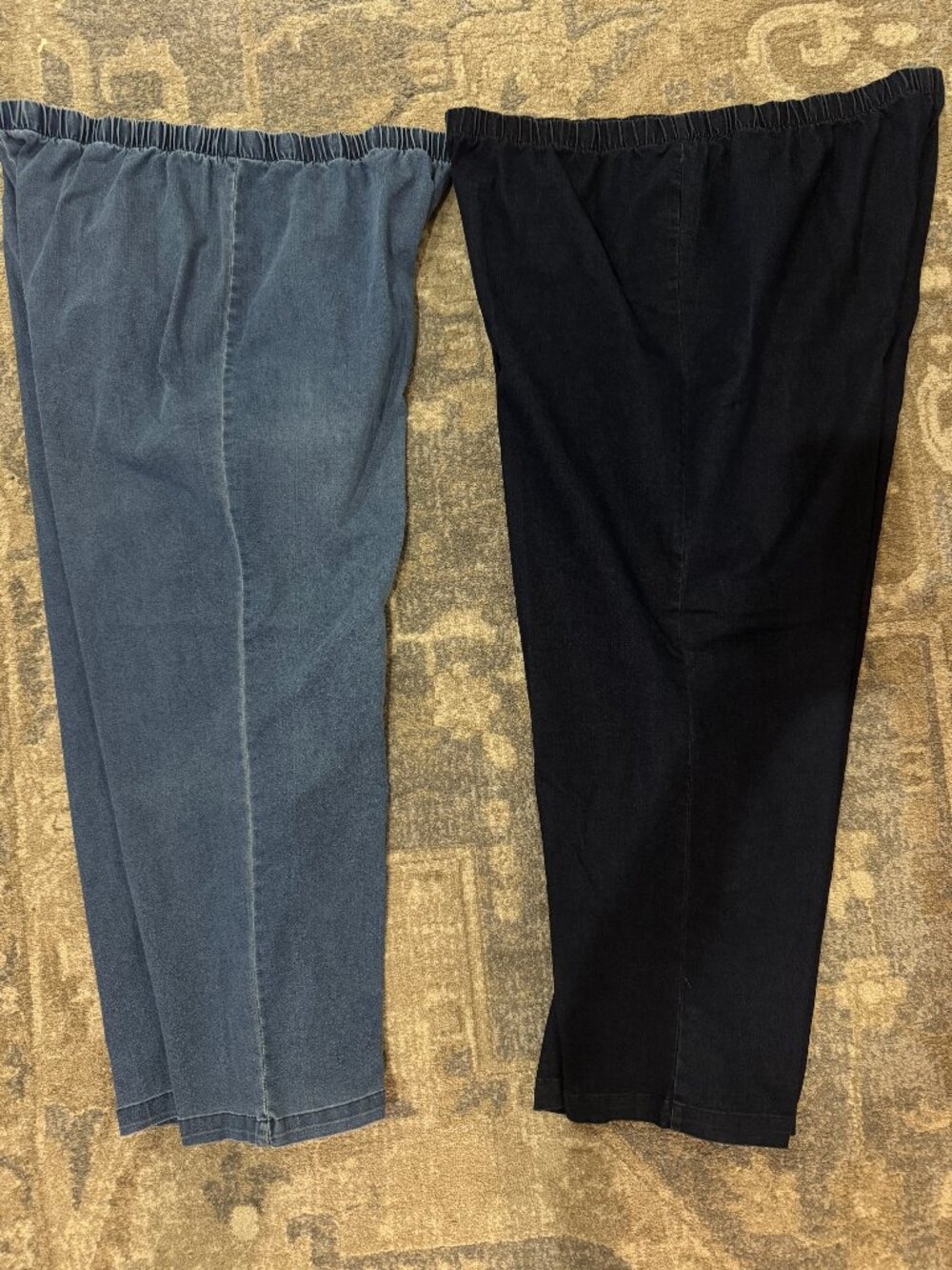 2 pr Denim 24/7 Womens Plus Jeans 30W x 29 Straight Leg Stretch Pull-on Pants 3X